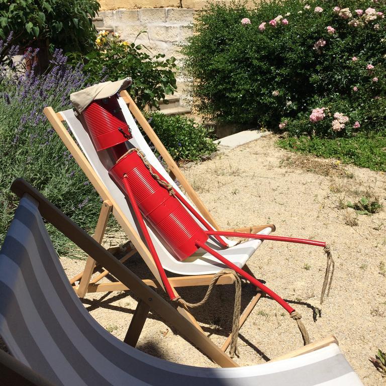 Mas Moineau Bed & Breakfast Mézoargues Dış mekan fotoğraf